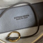 2025年7月7日入荷新作BV新作  Loop   796615   Size：19X12X9cm 極品/正規品同様/人気/革/バッグ/AJ工場