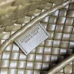 2025年7月7日入荷新作 Bottega Veneta 新作    805739     SIZE:23*11*8 極品/正規品同様/人気/革/バッグ/AJ工場