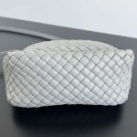 2025年7月7日入荷新作 Bottega Veneta 新作    805739     SIZE:23*11*8 極品/正規品同様/人気/革/バッグ/AJ工場