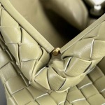 2025年7月7日入荷新作 Bottega Veneta 新作Lauren 1980    785807     SIZE:31.5x16.5x11 極品/正規品同様/人気/革/バッグ/AJ工場