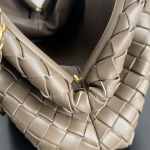 2025年7月7日入荷新作 Bottega Veneta 新作Lauren 1980    785807     SIZE:31.5x16.5x11 極品/正規品同様/人気/革/バッグ/AJ工場