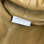2025年7月7日入荷新作 Bottega Veneta 新作Lauren 1980    785807     SIZE:31.5x16.5x11 極品/正規品同様/人気/革/バッグ/AJ工場