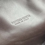 2025年7月7日入荷新作 Bottega Veneta 新作Lauren 1980    785807     SIZE:31.5x16.5x11 極品/正規品同様/人気/革/バッグ/AJ工場