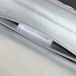 2025年7月7日入荷新作 Bottega Veneta Clutch    741511      SIZE:31x13x3 極品/正規品同様/人気/革/バッグ/AJ工場