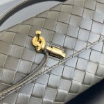 2025年7月7日入荷新作 Bottega Veneta Clutch    741511      SIZE:31x13x3 極品/正規品同様/人気/革/バッグ/AJ工場