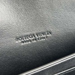 2025年7月7日入荷新作 Bottega Veneta Clutch    741511      SIZE:31x13x3 極品/正規品同様/人気/革/バッグ/AJ工場
