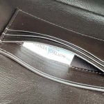 2025年7月7日入荷新作 Bottega Veneta Clutch    741511      SIZE:31x13x3 極品/正規品同様/人気/革/バッグ/AJ工場