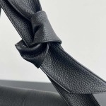 2025年7月7日入荷新作 Bottega Veneta新作 Sawyer   815807     SIZE:25*17*12極品/正規品同様/人気/革/バッグ/AJ工場