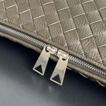 2025年7月7日入荷新作 Bottega Veneta新作 Traveller Hobo  815748     SIZE:35x29.5x8.5  極品/正規品同様/人気/革/バッグ/AJ工場