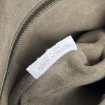 2025年7月7日入荷新作 Bottega Veneta新作 Traveller Hobo  815748     SIZE:35x29.5x8.5  極品/正規品同様/人気/革/バッグ/AJ工場