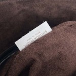 2025年7月7日入荷新作 Bottega Veneta新作 Traveller  815748     SIZE:35x29.5x8.5  極品/正規品同様/人気/革/バッグ/AJ工場