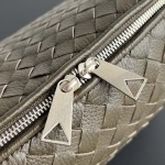 2025年7月7日入荷新作 Bottega Veneta新作 Traveller  806974     SIZE:44x33x9 極品/正規品同様/人気/革/バッグ/AJ工場