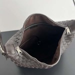 2025年7月7日入荷新作 Bottega Veneta新作 Traveller  806974     SIZE:44x33x9極品/正規品同様/人気/革/バッグ/AJ工場