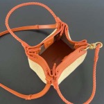 2025年7月7日入荷新作 Bottega Veneta新作   827475   SIZE:21x17x16 極品/正規品同様/人気/革/バッグ/AJ工場