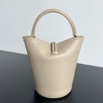 2025年7月7日入荷新作 Bottega Veneta 25早春新作Liberta    815244       SIZE:22x18x15 極品/正規品同様/人気/革/バッグ/AJ工場