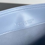 2025年7月7日入荷新作 Bottega Veneta 25早春新作Liberta    815244       SIZE:22x18x15 極品/正規品同様/人気/革/バッグ/AJ工場