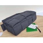 2025年7月8日入荷新作#Bottega Veneta #628951  Cassette  S30x15cm   極品/正規品同様/人気/革/バッグ/AJ工場