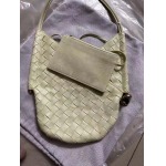 2025年7月8日入荷新作#Bottega Veneta   2023  740898    hin30x26x2CM極品/正規品同様/人気/革/バッグ/AJ工場