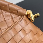 2025年7月8日入荷新作#Bottega Veneta   2023  740990    hin37.5x44x2CM極品/正規品同様/人気/革/バッグ/AJ工場