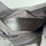 2025年7月8日入荷新作BV776221 large Crossroad& Hobo size:45*43*12cm 極品/正規品同様/人気/革/バッグ/AJ工場