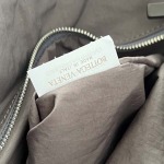 2025年7月8日入荷新作BV776221 large Crossroad& Hobo size:45*43*12cm 極品/正規品同様/人気/革/バッグ/AJ工場