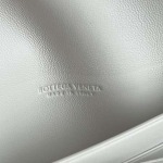 2025年7月8日入荷新作#Bottega Veneta   Andiamo741504   19x11.5x3  極品/正規品同様/人気/革/バッグ/AJ工場