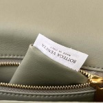 2025年7月8日入荷新作B Mini Andiamo  755545   /     21.5*13.5*4.5  極品/正規品同様/人気/革/バッグ/AJ工場