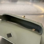 2025年7月8日入荷新作B Mini Andiamo  755545   /     21.5*13.5*4.5  極品/正規品同様/人気/革/バッグ/AJ工場