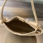 2025年7月8日入荷新作#Bottega Veneta   2023Clicker 730969  bottega      38x25x10極品/正規品同様/人気/革/バッグ/AJ工場