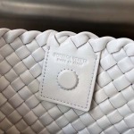 2025年7月8日入荷新作#Bottega Veneta   2023Clicker 730969  bottega      38x25x10極品/正規品同様/人気/革/バッグ/AJ工場