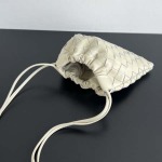 2025年7月8日入荷新作#Bottega Veneta     Dustbag 816987       21x16.6x1   極品/正規品同様/人気/革/バッグ/AJ工場