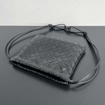 2025年7月8日入荷新作#Bottega Veneta     Dustbag 816987       21x16.6x1   極品/正規品同様/人気/革/バッグ/AJ工場
