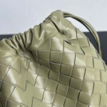 2025年7月8日入荷新作#Bottega Veneta     Dustbag 796728   32x23 極品/正規品同様/人気/革/バッグ/AJ工場