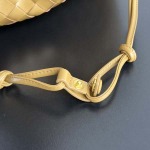 2025年7月8日入荷新作#Bottega Veneta     Dustbag 796728   32x23 極品/正規品同様/人気/革/バッグ/AJ工場