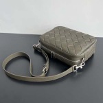 2025年7月8日入荷新作#Bottega Veneta    755925  BV       29x19.5x7.5 極品/正規品同様/人気/革/バッグ/AJ工場