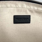 2025年7月8日入荷新作B 24 765804Intrecciato     logo     17*26*5cm 極品/正規品同様/人気/革/バッグ/AJ工場