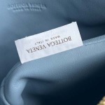 2025年7月8日入荷新作#Bottega Veneta  Wallace 754443      22x13x9.5  極品/正規品同様/人気/革/バッグ/AJ工場