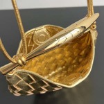 2025年7月9日入荷新作#Bottega Veneta  SARDINE  744267  20x12x2.5 極品/正規品同様/人気/革/バッグ/AJ工場