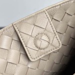 2025年7月9日入荷新作#Bottega Veneta intrecciato 796571 min Size30X26X20cm 極品/正規品同様/人気/革/バッグ/AJ工場