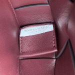 2025年7月9日入荷新作#Bottega Veneta  CASSETTE  Urban leather  size23x15極品/正規品同様/人気/革/バッグ/AJ工場