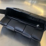 2025年7月9日入荷新作#Bottega Veneta  CASSETTE  Urban leather  size23x15極品/正規品同様/人気/革/バッグ/AJ工場