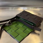 2025年7月9日入荷新作#Bottega Veneta  CASSETTE  Urban leather  size23x15極品/正規品同様/人気/革/バッグ/AJ工場