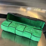 2025年7月9日入荷新作#Bottega Veneta  CASSETTE  Urban leather  size23x15極品/正規品同様/人気/革/バッグ/AJ工場