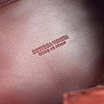 2025年7月9日入荷新作#Bottega Veneta  knot  796569 Size21X17X16.5cm極品/正規品同様/人気/革/バッグ/AJ工場