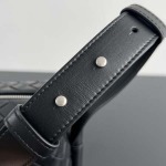 2025年7月9日入荷新作#Bottega Veneta  Loop755774  23x16 極品/正規品同様/人気/革/バッグ/AJ工場