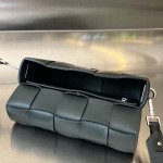 2025年7月9日入荷新作#Bottega Veneta 741777 23x15x5 極品/正規品同様/人気/革/バッグ/AJ工場