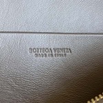 2025年7月9日入荷新作#Bottega Veneta  Vanity Case 789109 22x12.5x5 極品/正規品同様/人気/革/バッグ/AJ工場