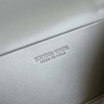 2025年7月9日入荷新作#Bottega Veneta  Vanity Case 789109 22x12.5x5 極品/正規品同様/人気/革/バッグ/AJ工場