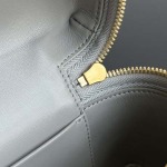 2025年7月9日入荷新作#Bottega Veneta  Vanity Case 789109 22x12.5x5 極品/正規品同様/人気/革/バッグ/AJ工場