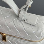 2025年7月9日入荷新作#Bottega Veneta  Vanity Case 789109 22x12.5x5 極品/正規品同様/人気/革/バッグ/AJ工場